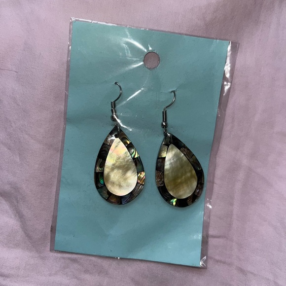 Jewelry - Elegant Teardrop Shell Earrings
